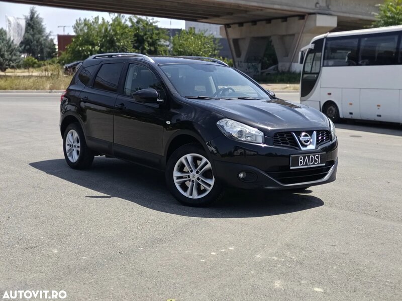 Nissan Qashqai+2